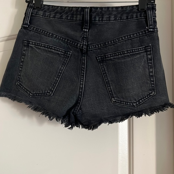 Free People~Frayed Denim Short Shorts / Black / Host Pick - Picture 3 of 7